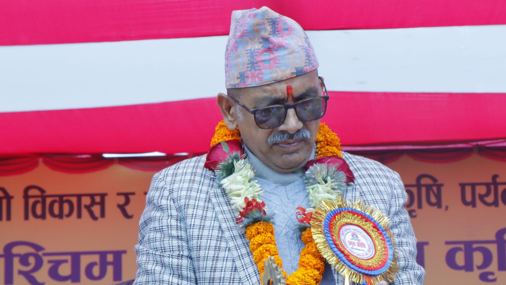 सुदूरपश्चिम प्रदेश प्रमुख देवराजको पद चैट, नजिर सिफारिस