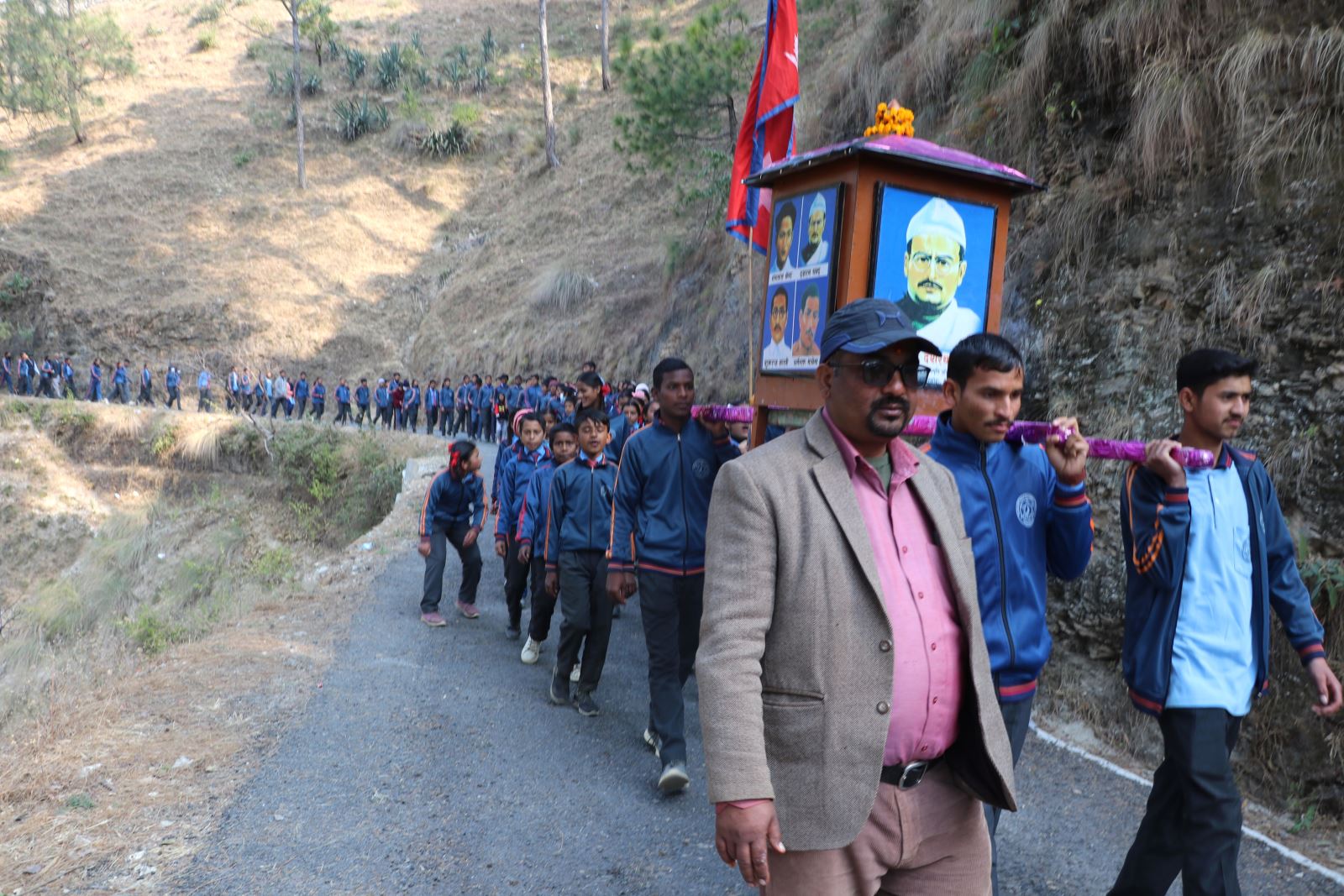 दशरथचन्दको जन्मघरमा प्रभातफेरी सहित माल्यार्पण गरि मनाइयो (फोटोफिचर)