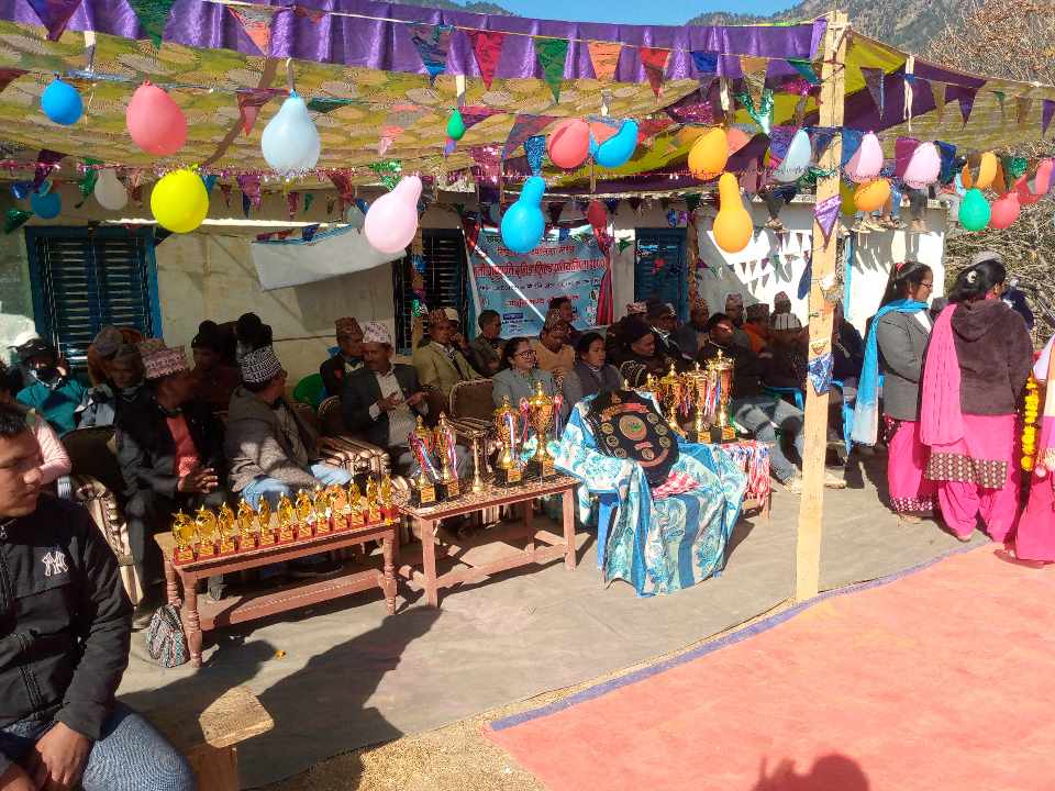 सिगासमा राष्ट्रपति रनिङ शिल्ड प्रतियोगिता सुरु