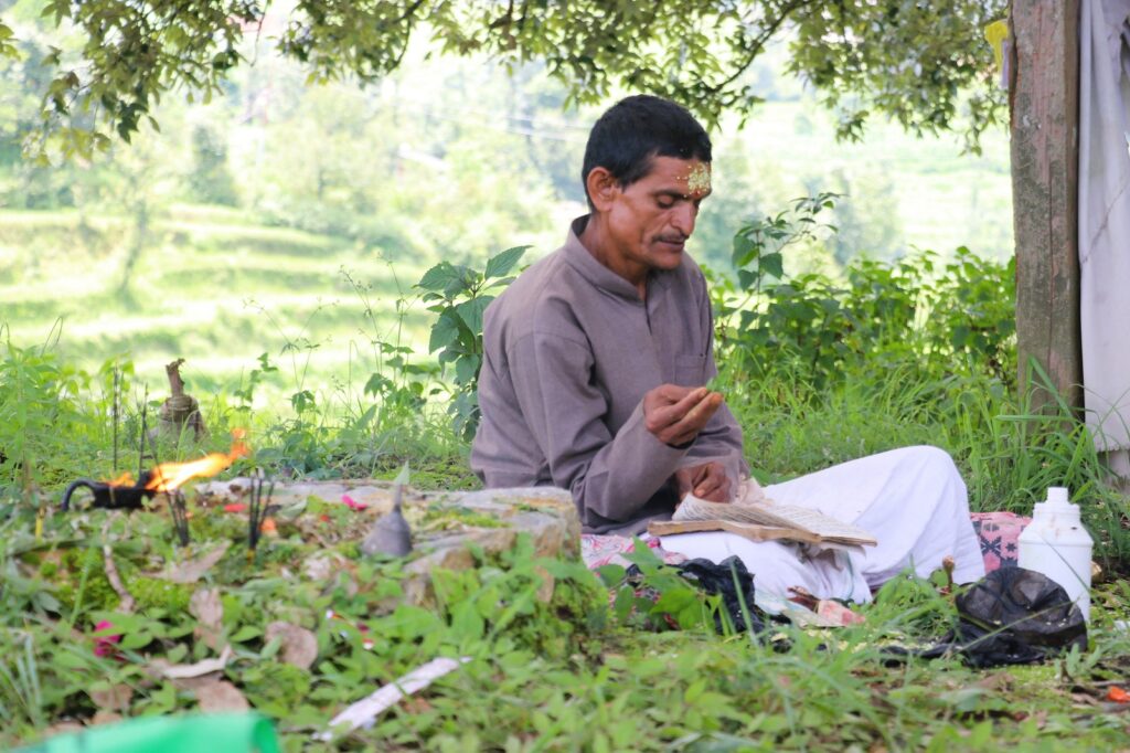 पवित्र मानिने साउन महिना सुरु