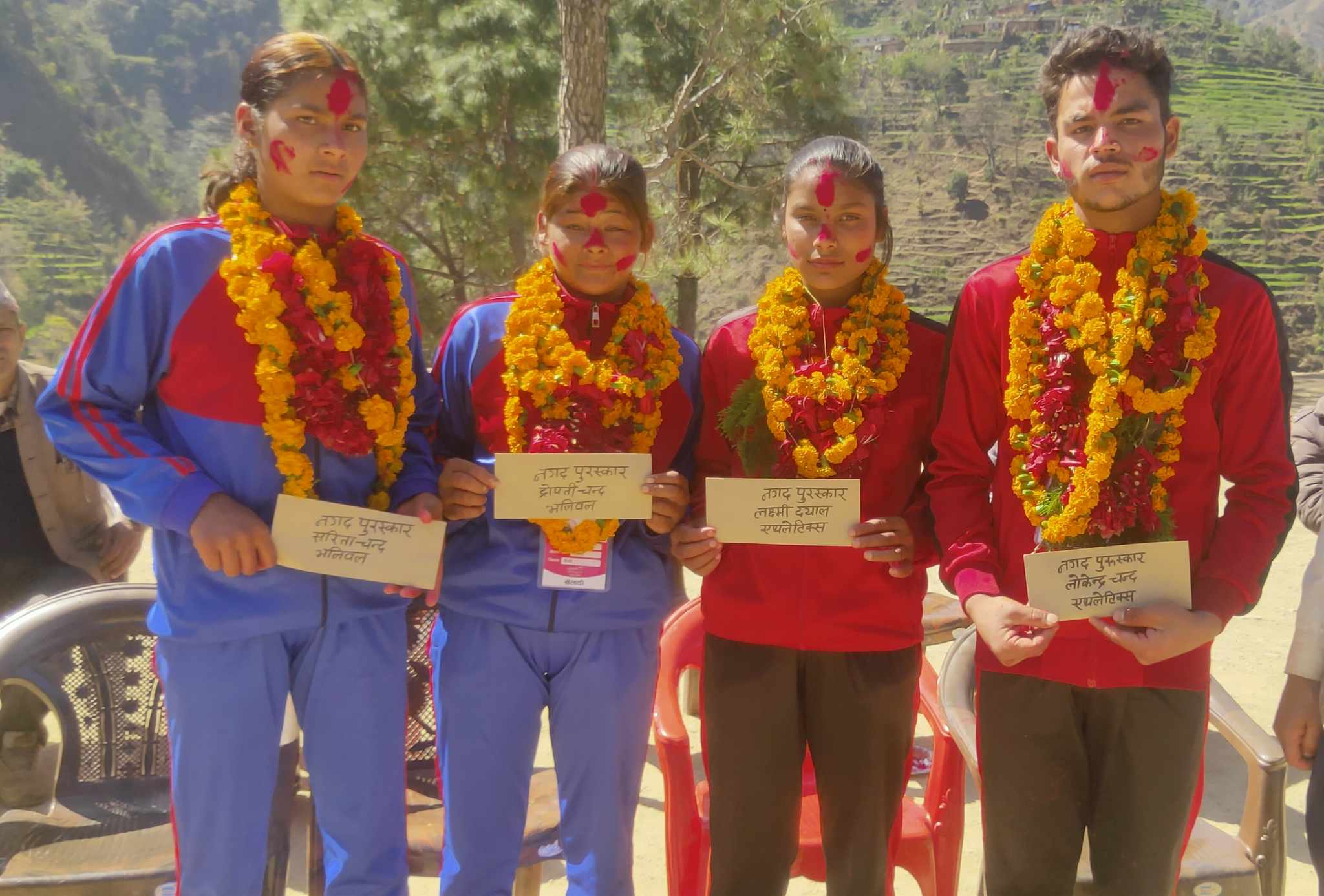 शिबनाथको हिरापुर माबिले गर्यो खेलाडिहरुलाई सम्मान